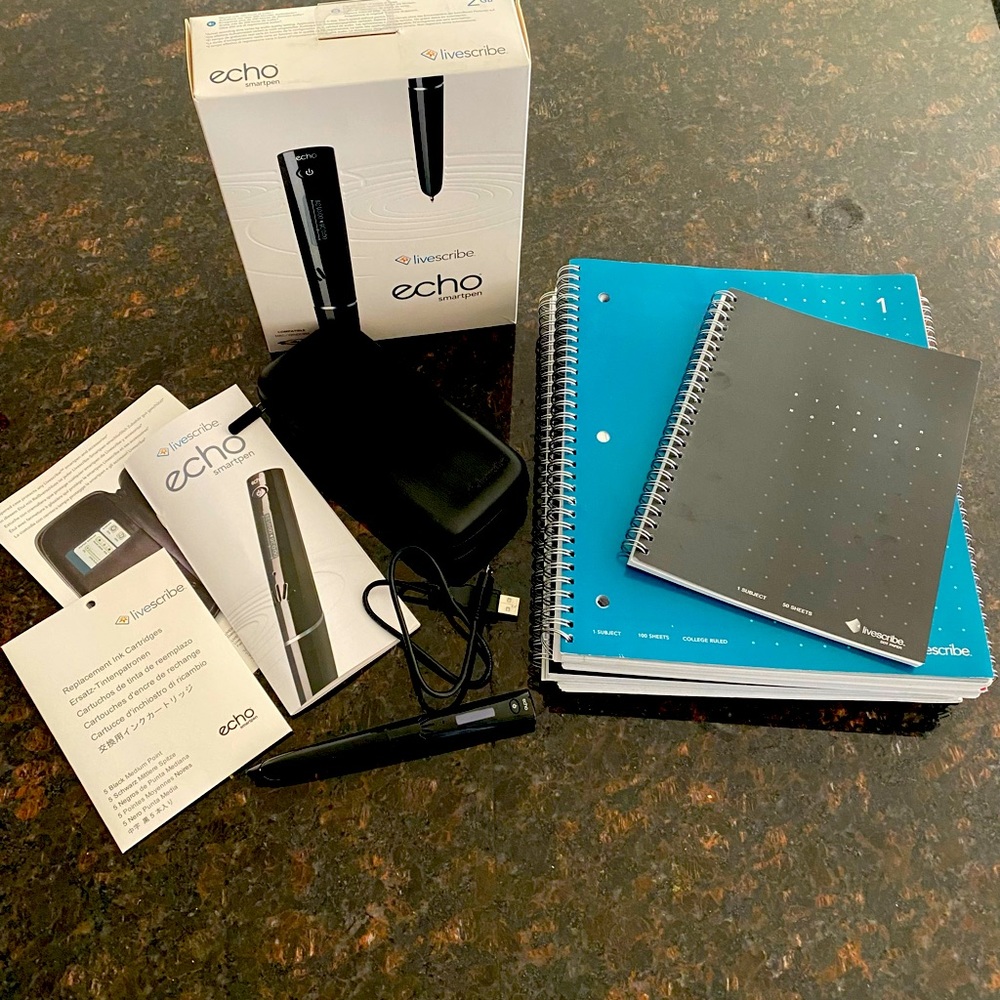 Echo livescribe Smart Pen 2GB & 4 Notebooks